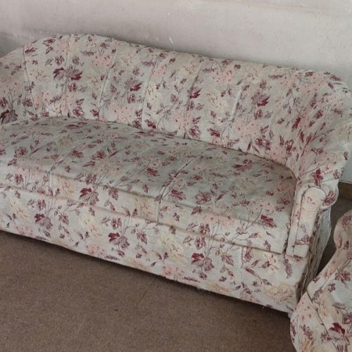 فروش مبل احتیاج به تعمییرات