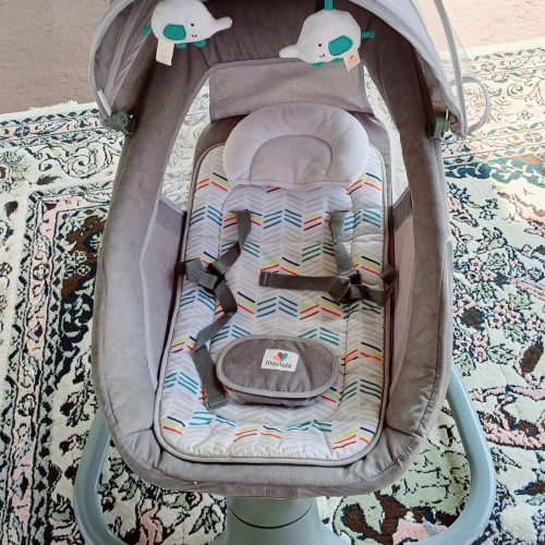 گهواره برقی بچه