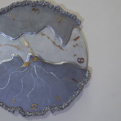 ساعت وتابلو جاکلدی