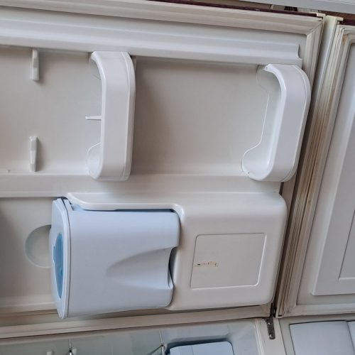 یخچال فریزر در حد نو