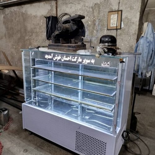 یخچال ویترین مکعبی