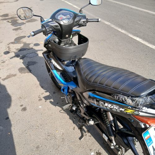 تی وی اس راکز 125