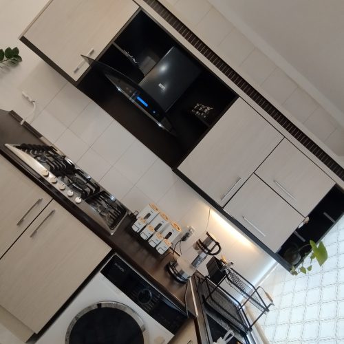 فروش کابینت و هود و گاز و سینک