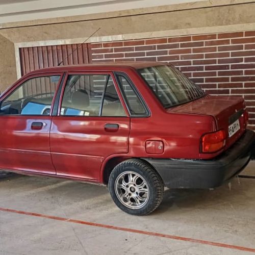 فنی کاملا سالم یه گلگیر رنگ