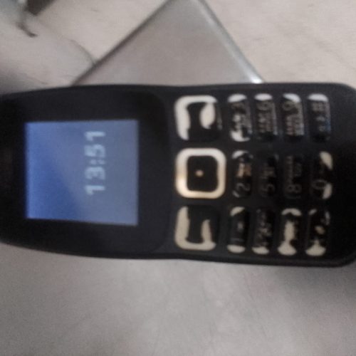 گوشی ساده 2سیم اصلی سالم مرتب بدونه ایراد