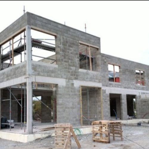 بناکار دیوار سیمان من کاری