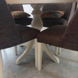 میز ناهار خوری گرد چهار نفره