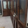 بوفه ویترین دار 8 تکه قسمت ویترین روی کمد نصب می‌شود تمام چوب