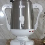 یک عدد چای ساز یا همون سماور برقی