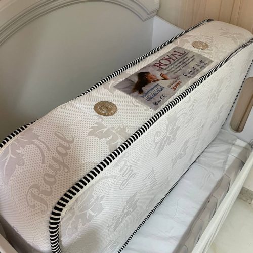 تخت خواب بچه