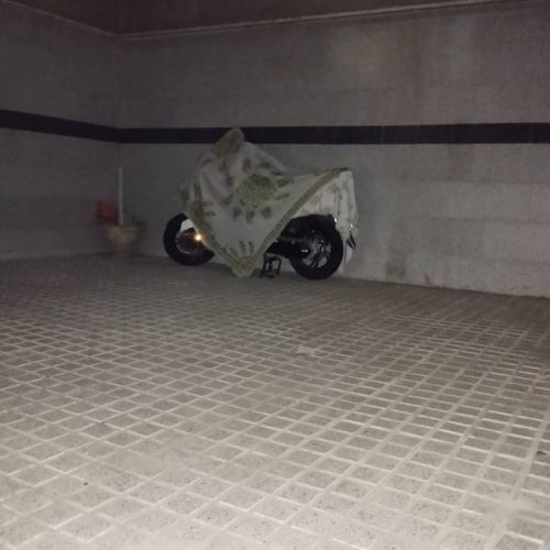 دارای پارکینگ اختصاصی،و حیاط خلوت مشاع