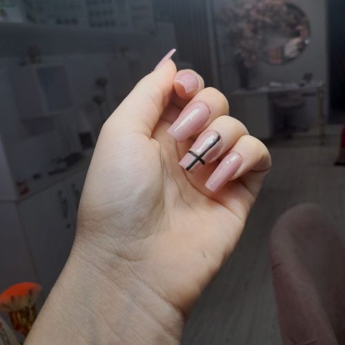 مدل کاشت ناخن