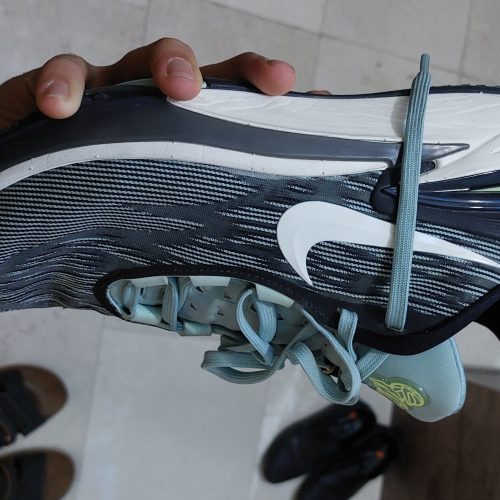 کتونی نایک جی تی کات 2 والیبال و بسکتبال