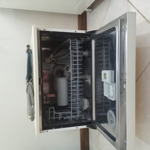 گاز پنج شعله بوش المان(در حد نو)+ ماشین ظرفشویی مجیک اصل