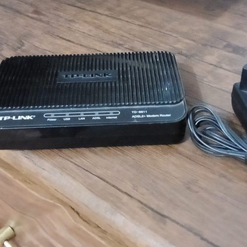 گوشی ثابت و مودم خانگی