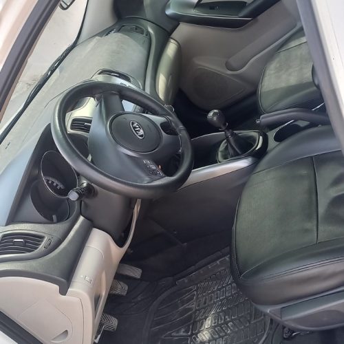 کیا سراتو سفید ، مدل 1393 ، دنده ای 1600 سی‌سی ، کم کارکرد واقعی (140،000 کیلومتر) ، بدون رنگ ، دارای برگ سبز