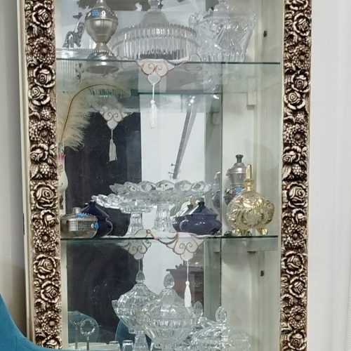 لوازم چوبی ومبلمان