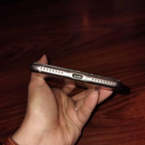 آیفون 7 پلاس اصل از دبی اوردم با ریجستر شده مالکم خودمم