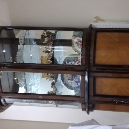 بوفه جا دار و سالم تمیز چوب