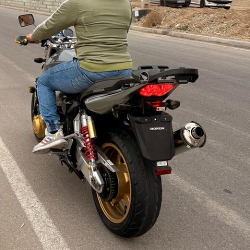 هندا cb1300