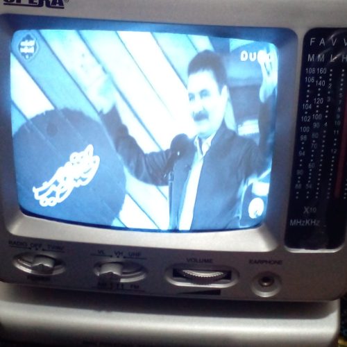 تلویزیون  همراه با رادیو