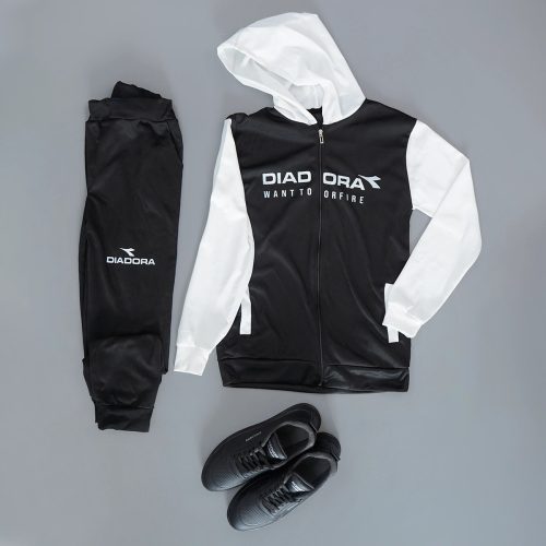 یک ست کامل و زیبا با جنس پلی استر