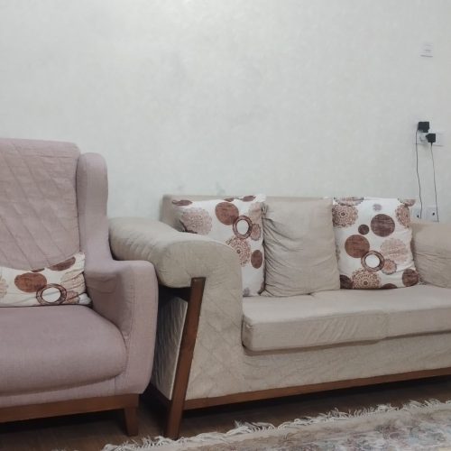 مبل راحتی 7نفره همراه با جلومبلی