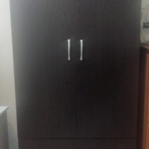 کمد لباس ایستاده