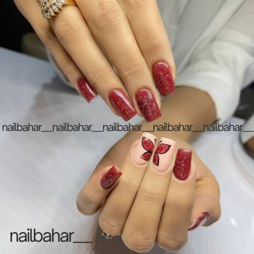 خدمات کاشت ناخن