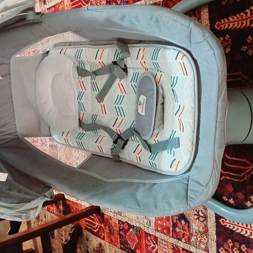 گهواره برقی بچه