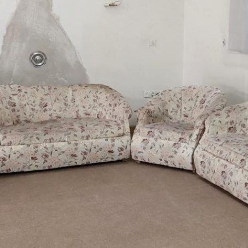 فروش مبل احتیاج به تعمییرات