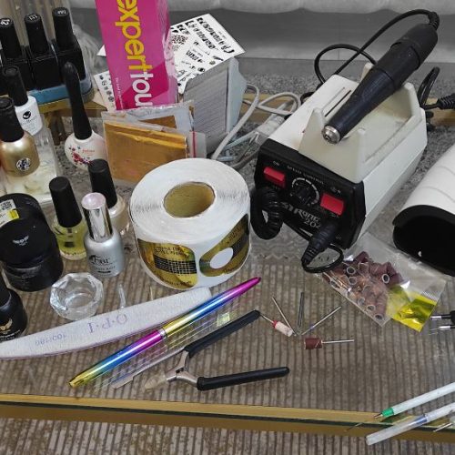 لوازم کاشت ناخن