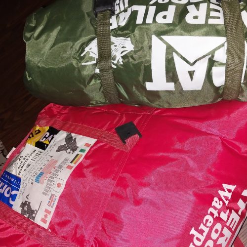 کیسه خواب کاترپیلار آمریکایی