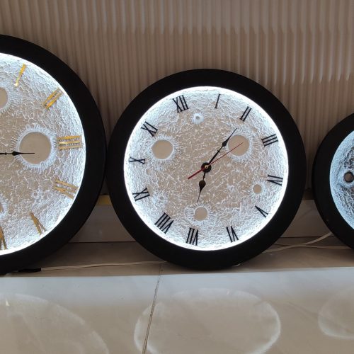 فروش ساعت ماه