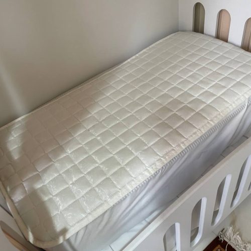 تخت خواب بچه