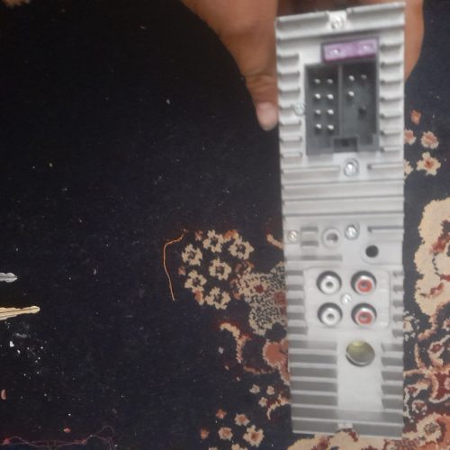 پخش کار نکرد ماشینم تو پارکینگ بود درحد نو