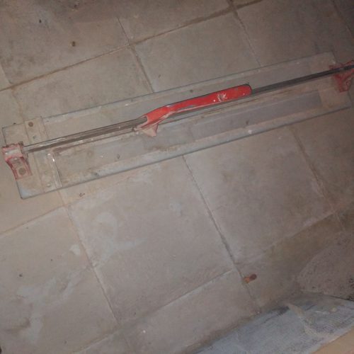 اگزوز موتور و دوعدد کاشیبر و خطر ماشین