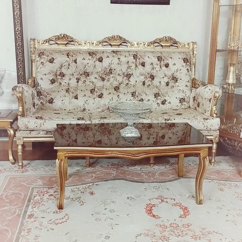 مبل 9 نفره به همراه دو عسلی و میز