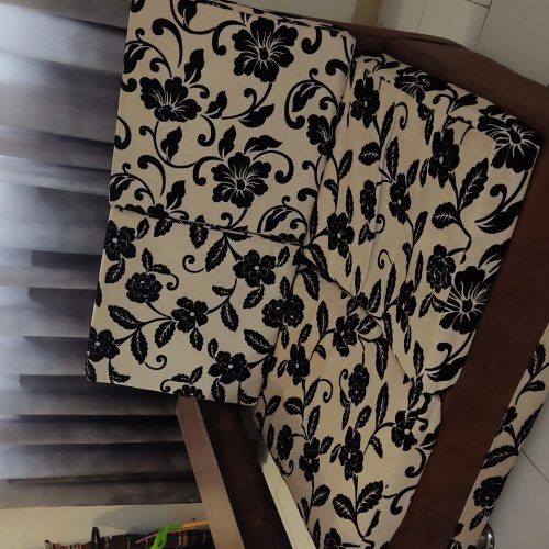 تخت خواب کارکرده و مبل کارکرده