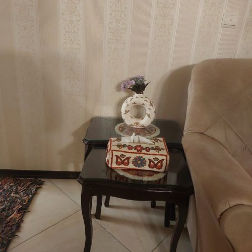 مبل راحتی سالم 7نفره +3 عدد میز عسلی در صورت پسندیدن قیمت توافقی