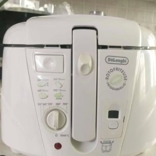 یک دستگاه سرخ کن