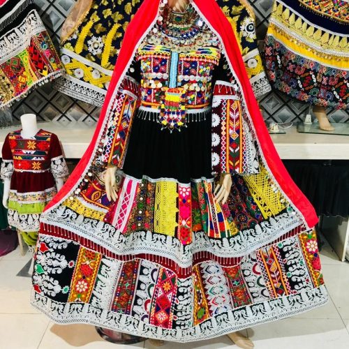 لباس محلی افغانی