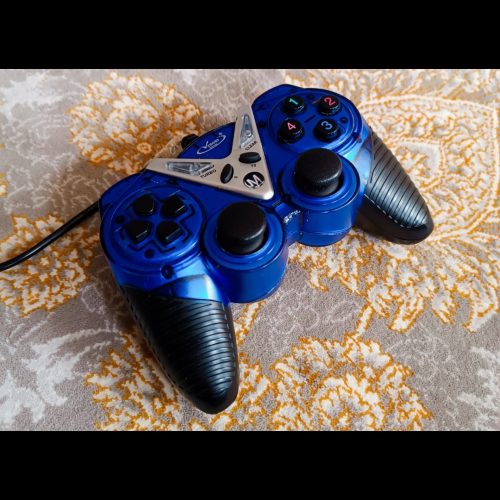 دسته بازی کامپیوتر