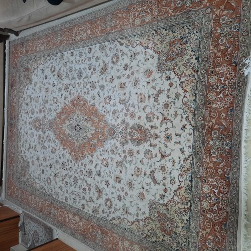 یک تخته فرش 9متری 700شانه
