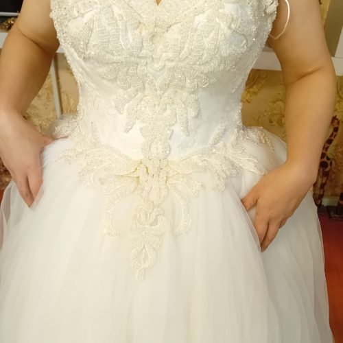 لباس عروس مزونی ولباس شب نامزدی ولباس مجلسی