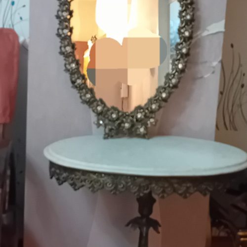 ایینه و شمعدان