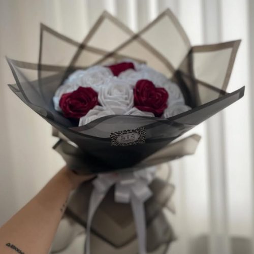 گل ربانی باکس و دسته گل