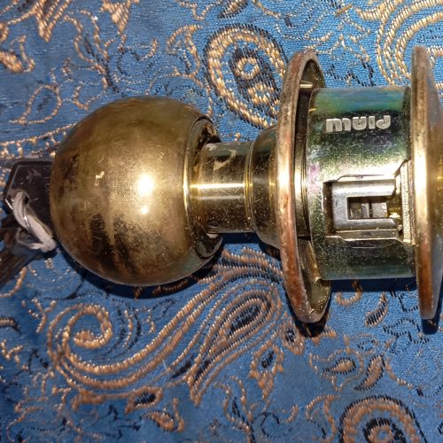 قفل و دستگیره ایتالیایی