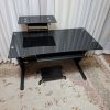 میز کامپیوتر شیشه ای