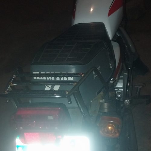 موتورسیکلت همتاز‌ 200cc